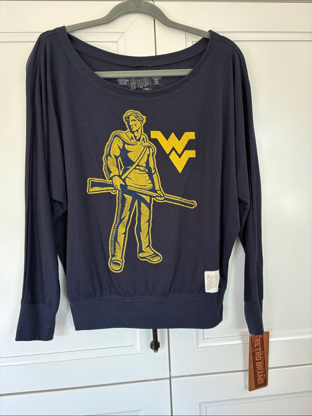 West Virginia Mountaineers Retro Brand Navy Graphic Pullover
